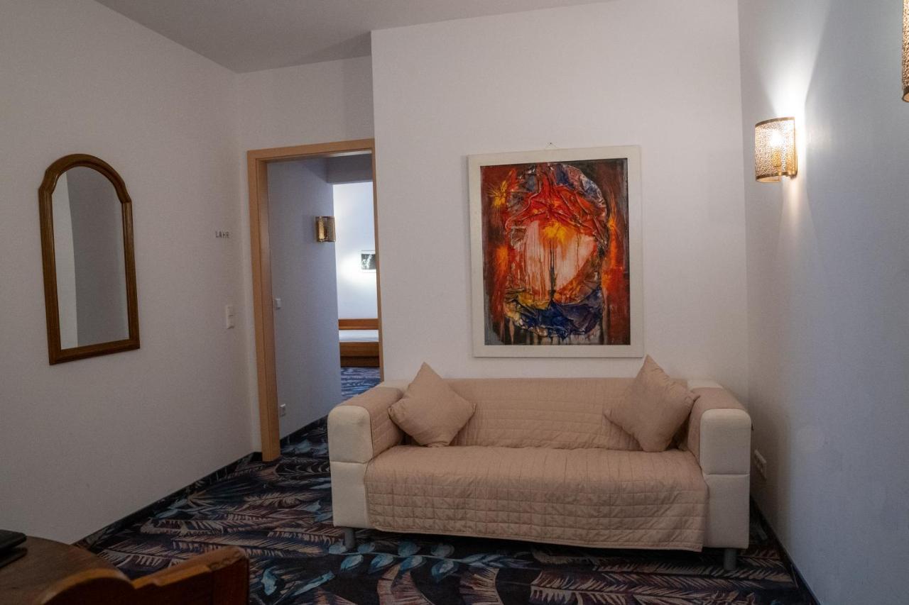 Hotel Etol Баден-Баден Екстериор снимка